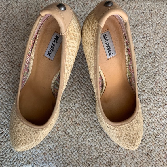 Not Rated Pumps - Size 9 - Picture 2 of 8